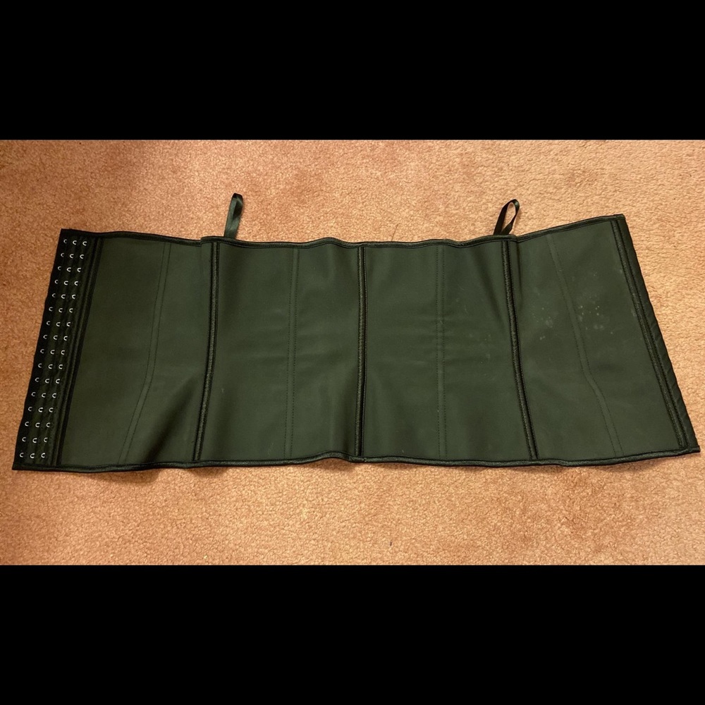 Waist shaper